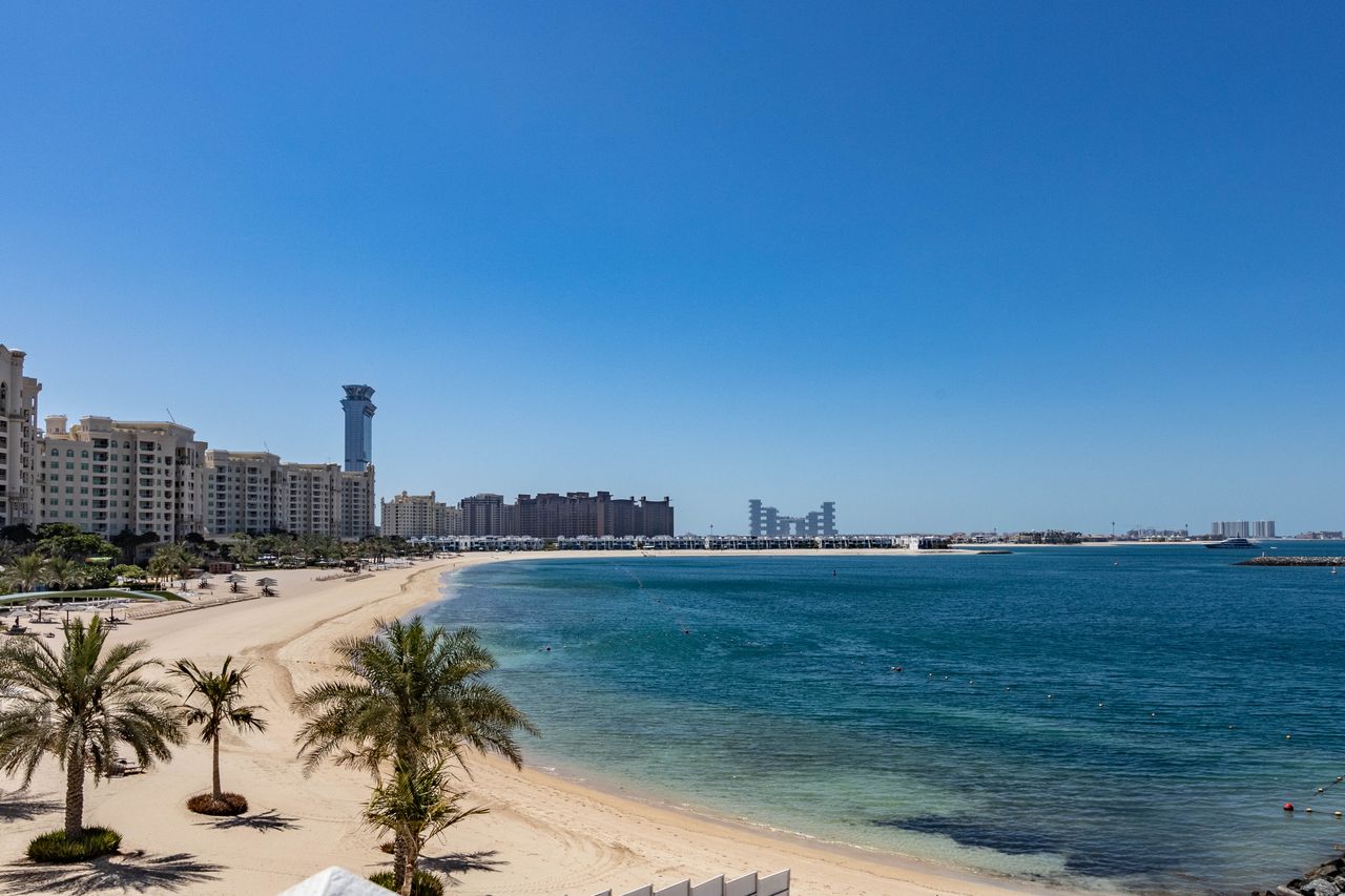 Dubai Jumeirah Beach Refined